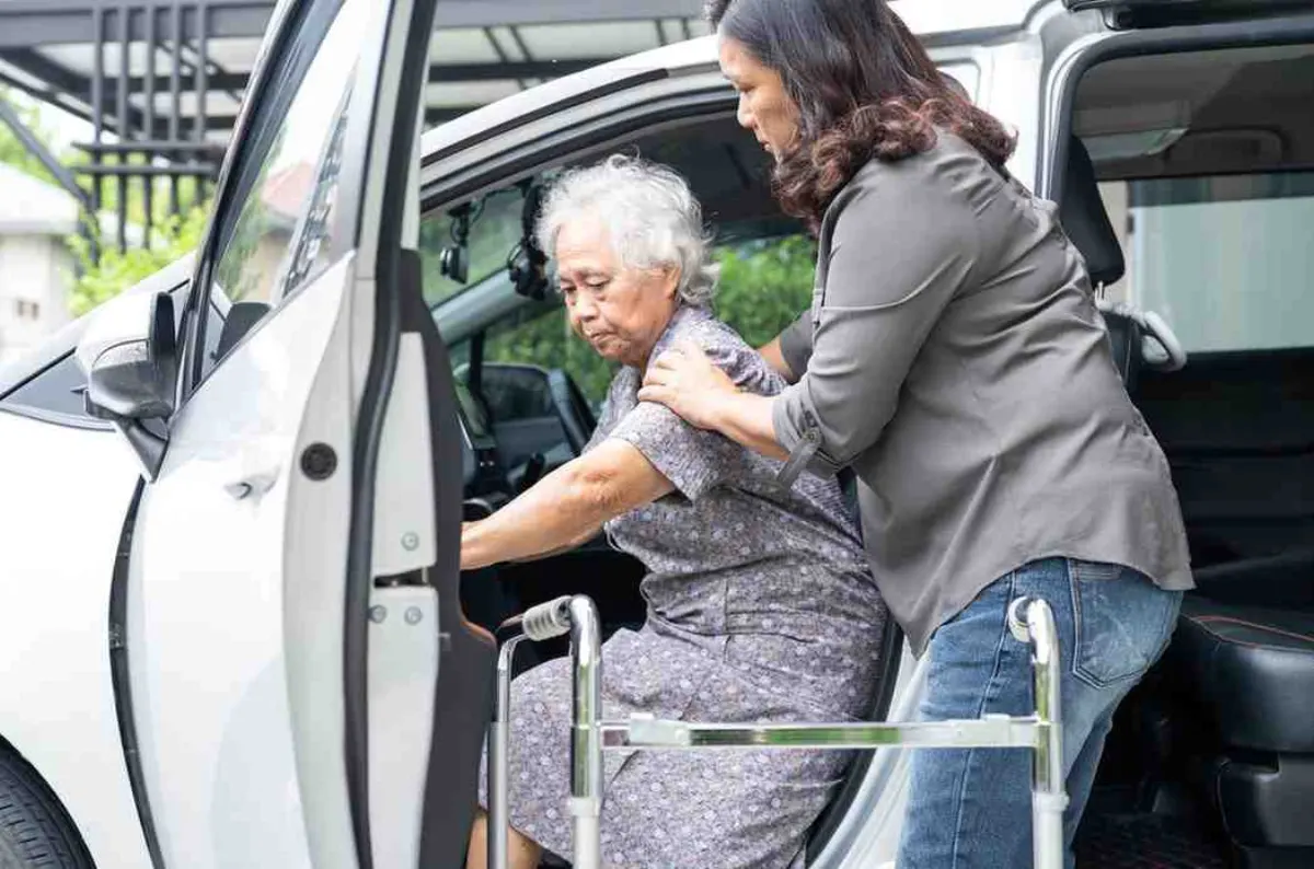 Empowering Seniors in Darien with Personalized Transportation Services
