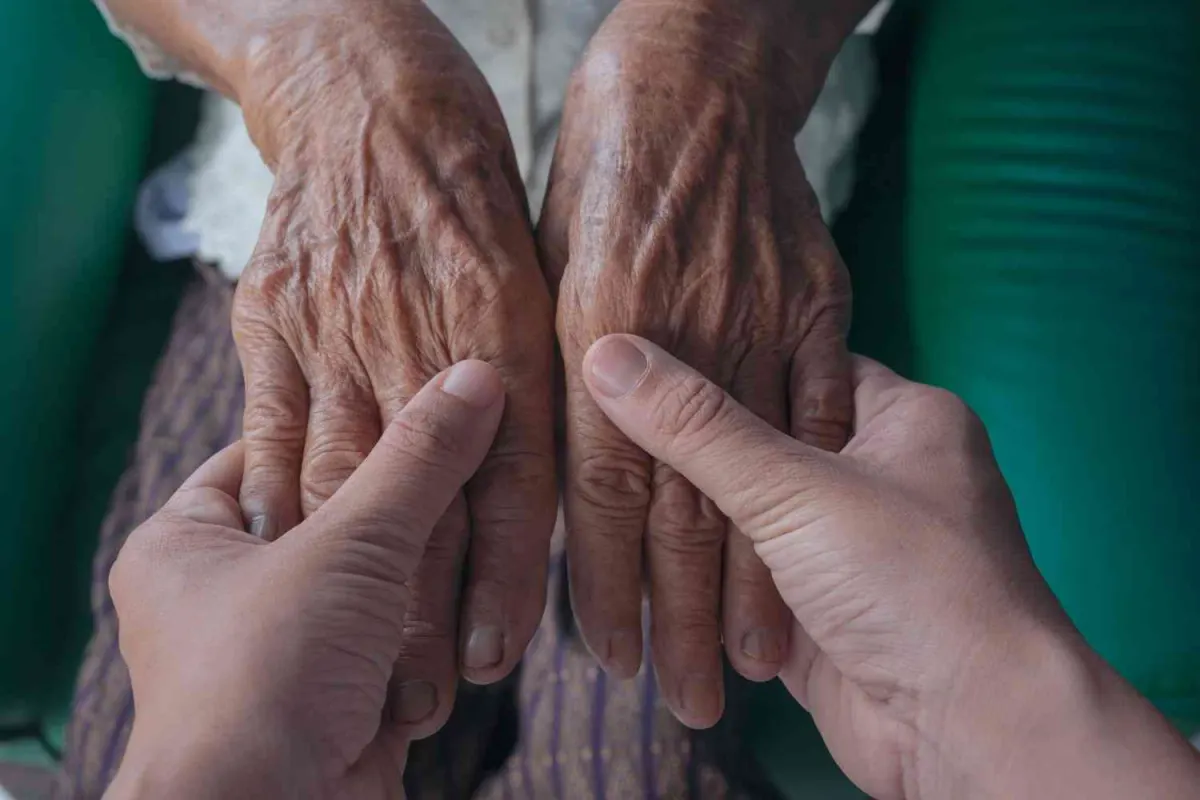 Dementia Care in Stamford, CT: Supporting Memory, Dignity, and Daily Life with Endurance Home Care